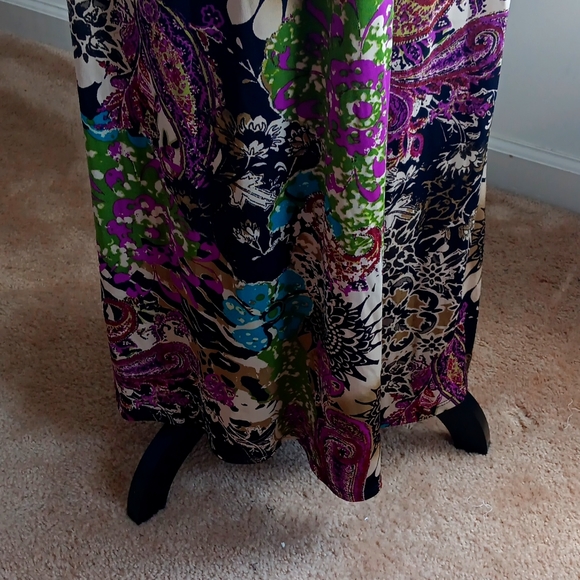 Eci Women's Skirt - Picture 5 of 5